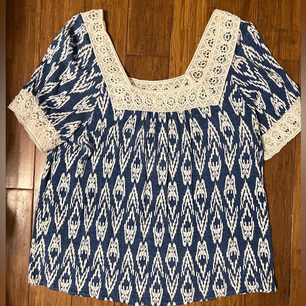 Alya Navy and Cream Patterned Blouse with Lace